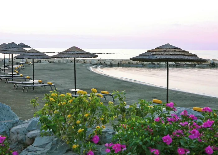 Hotel Crowne Plaza By Ihg Limassol