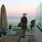فندق كراون بلازا