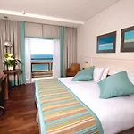 Crowne Plaza By Ihg 4*