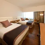 Hotel Crowne Plaza By Ihg Limassol