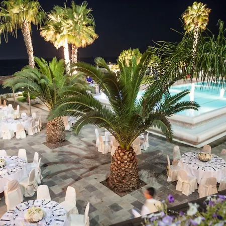 Crowne Plaza By Ihg 4* Limassol