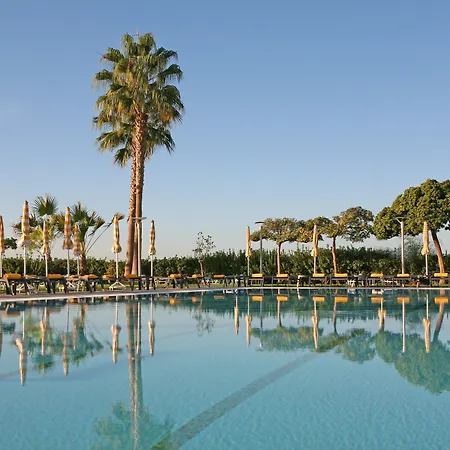 Hotel Crowne Plaza By Ihg Limassol