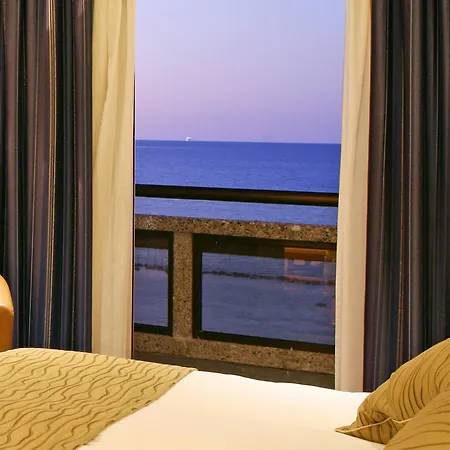 Hotel Crowne Plaza By Ihg Limassol