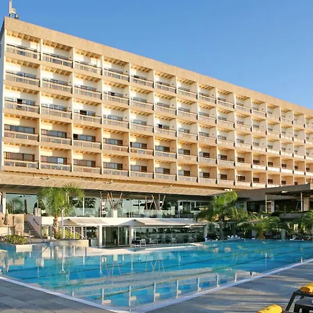 Crowne Plaza By Ihg 4*