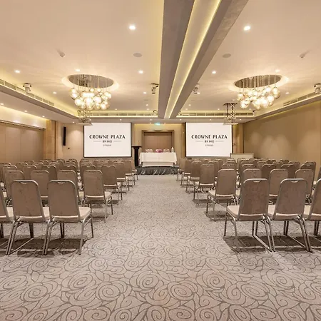 Crowne Plaza By Ihg Hotel