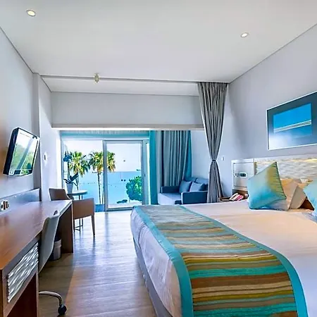 Crowne Plaza By Ihg Limassol