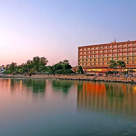 Crowne Plaza By Ihg