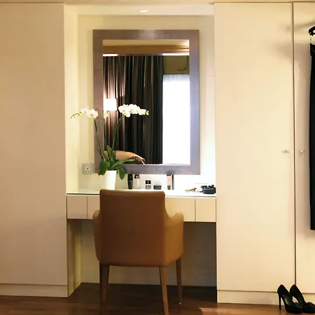 Hotel Crowne Plaza By Ihg Limassol