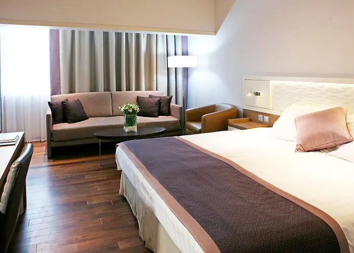 Crowne Plaza By Ihg Limasol