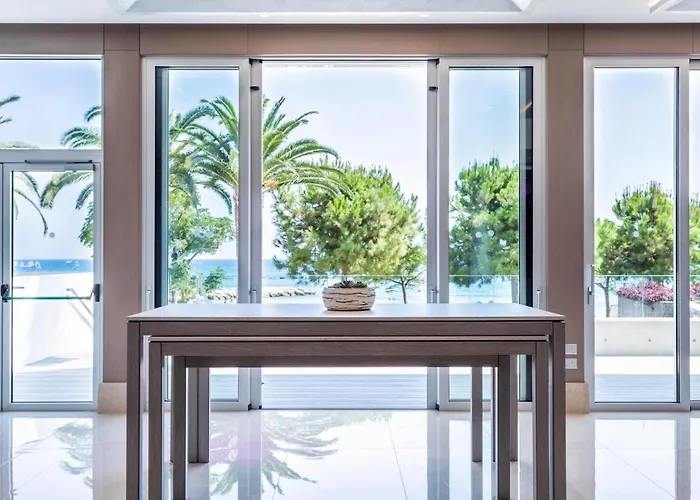 Crowne Plaza By Ihg Ξενοδοχείο 4*