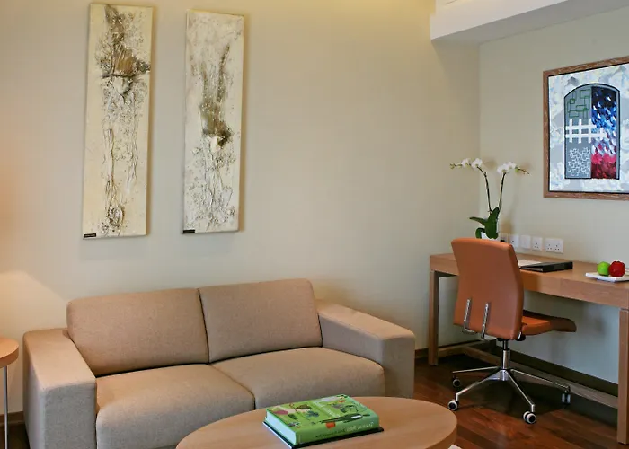 Crowne Plaza By Ihg Ξενοδοχείο